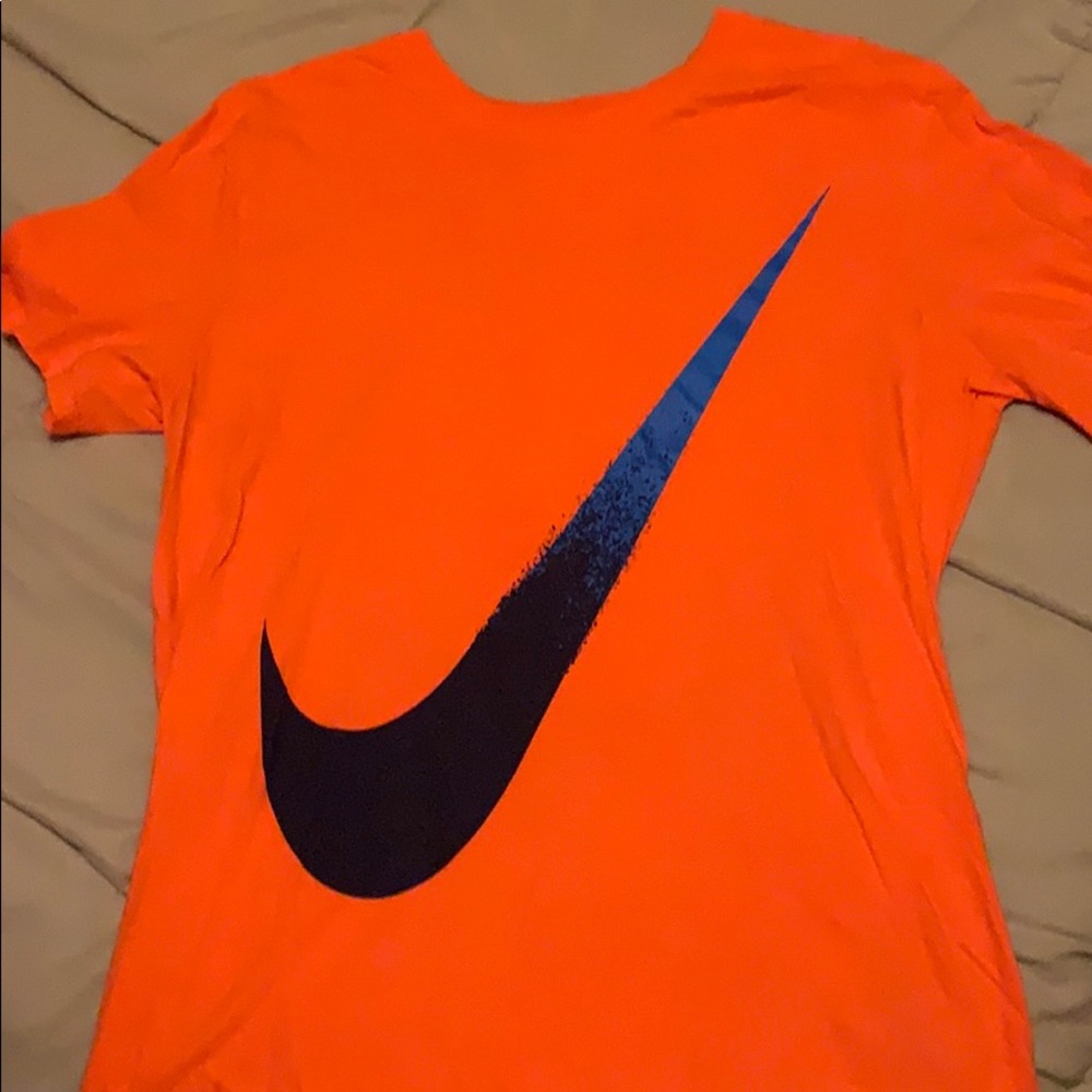 Nike Tee